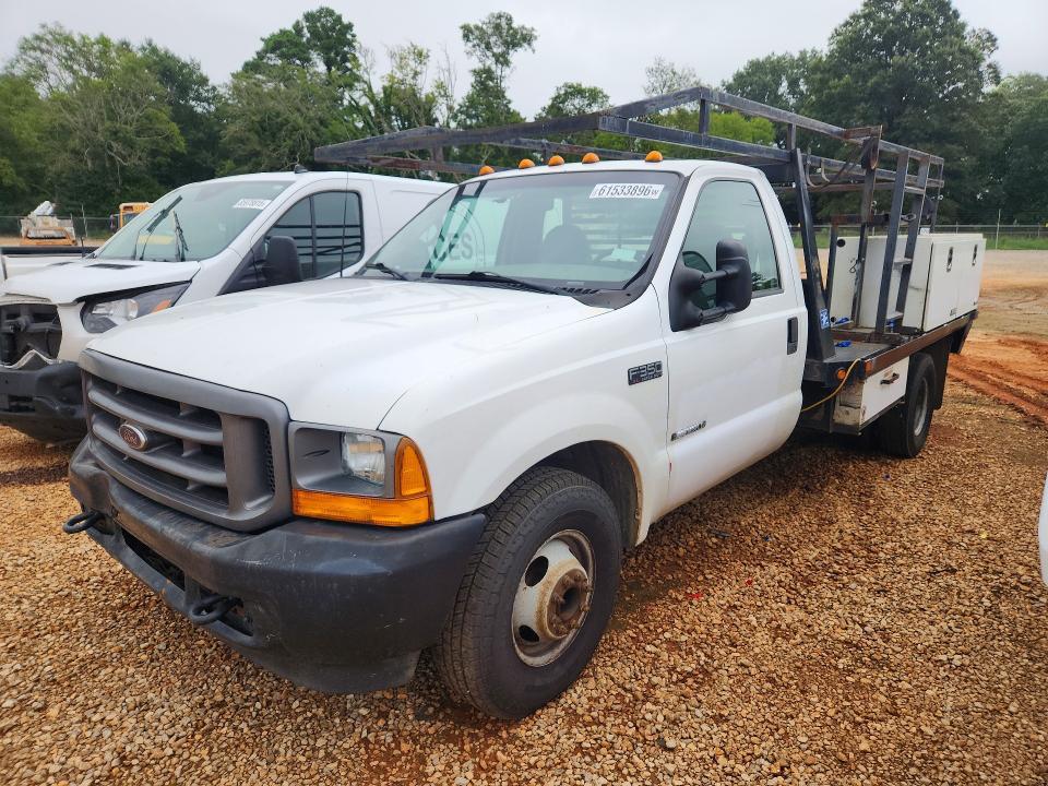 2001 Ford F350 Super Duty Flatbed Truck