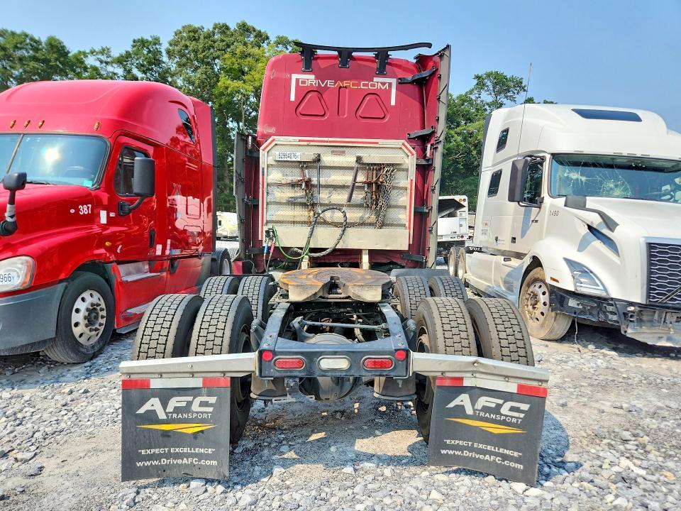 2026 Freightliner Cascadia 126 Semi Truck
