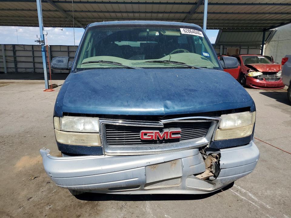 2000 GMC Safari XT