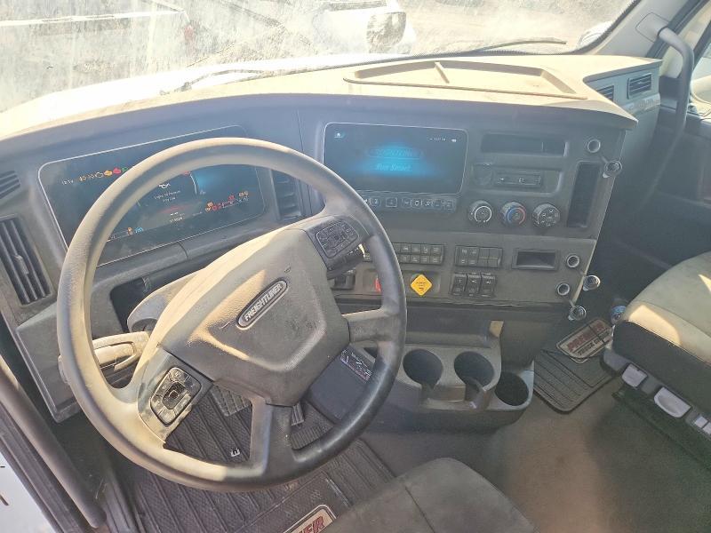 2024 Freightliner Cascadia 126 Semi Truck