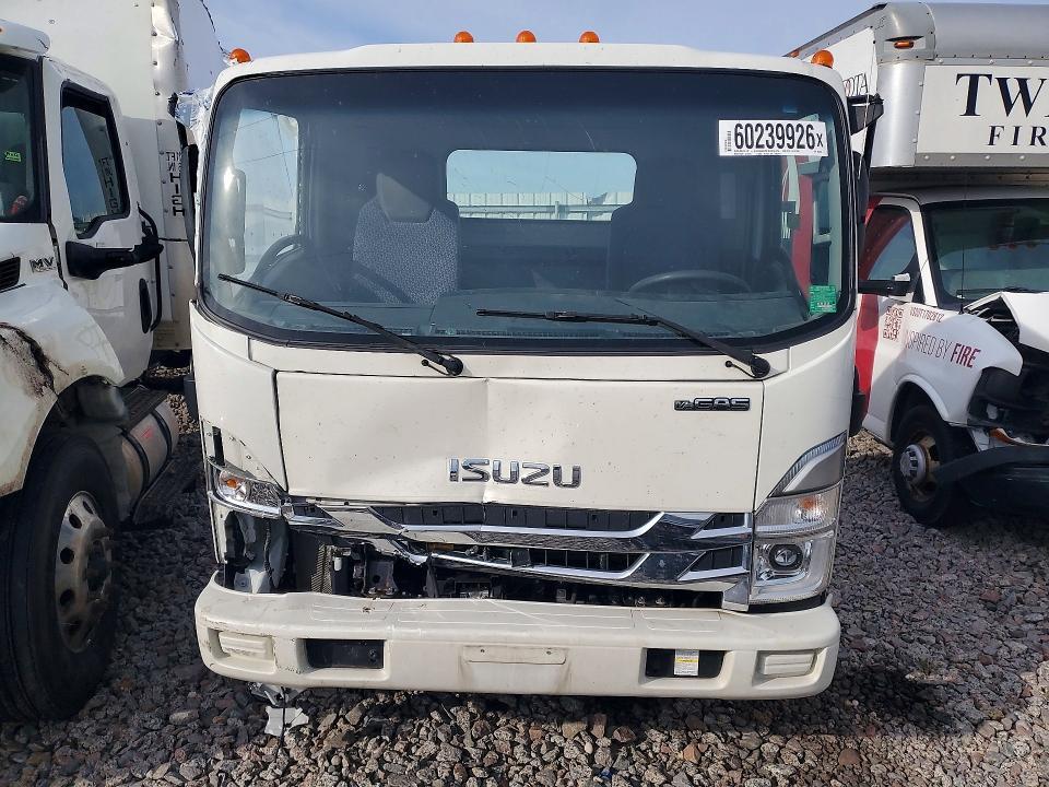 2023 Isuzu Npr hd