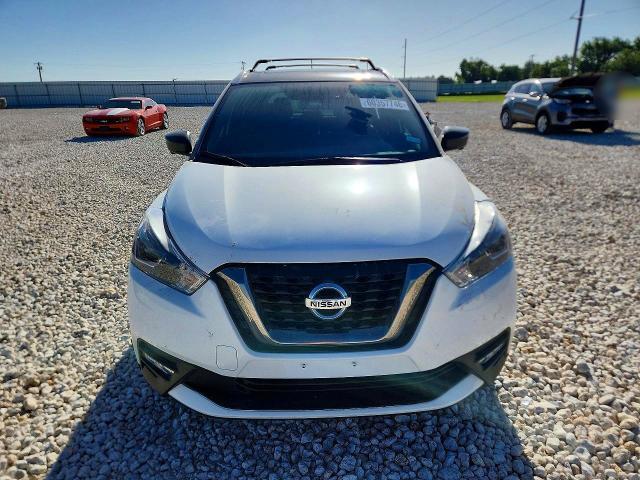 2018 Nissan Kicks sr