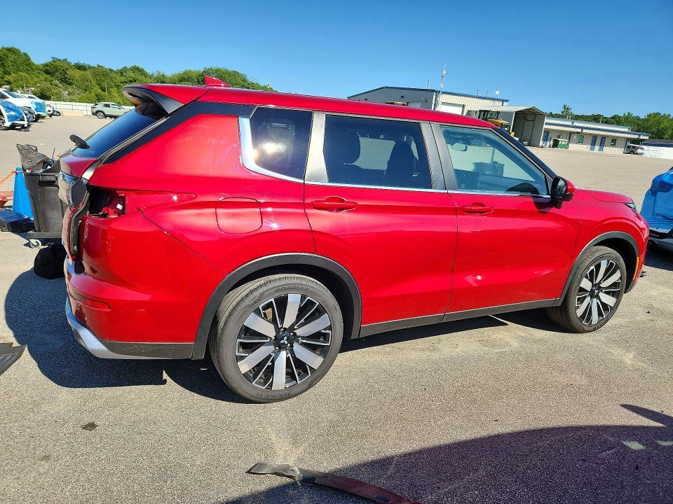 2025 Mitsubishi Outlander se