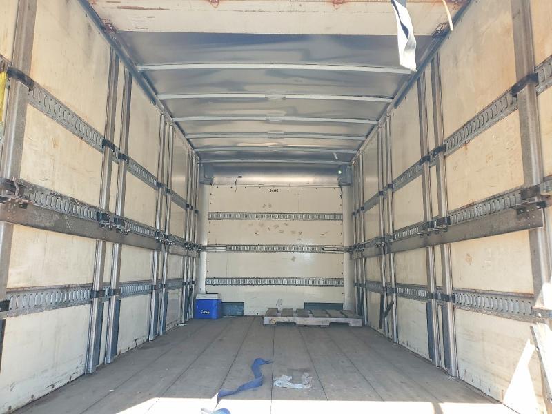 2017 Hino 195 BOX Truck