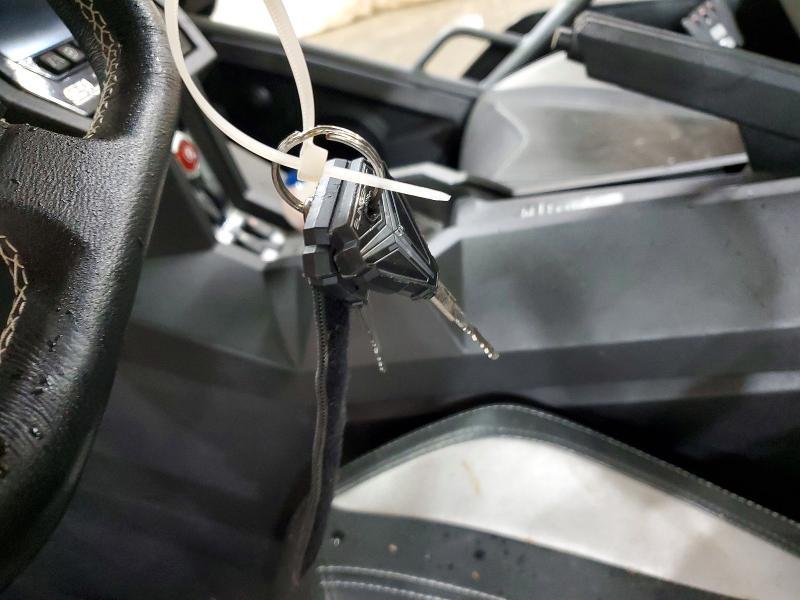 2019 Polaris Slingshot SL