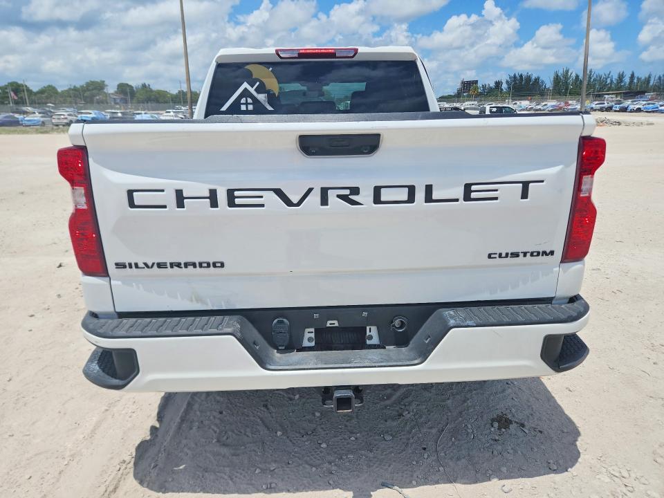 2024 Chevrolet Silverado C1500 Custom