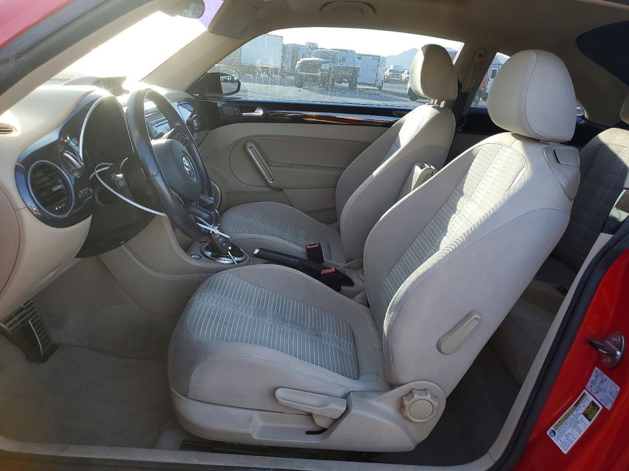 2014 Volkswagen Beetle Turbo