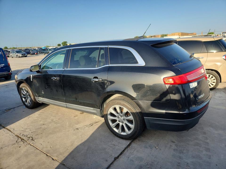 2013 Lincoln MKT