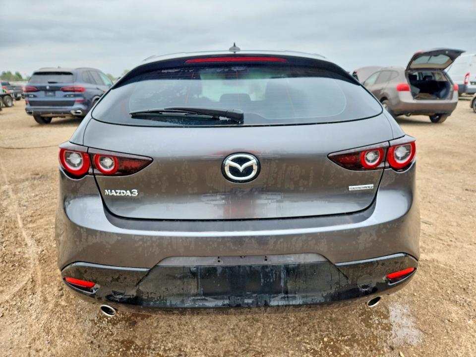 2022 Mazda 3 Premium