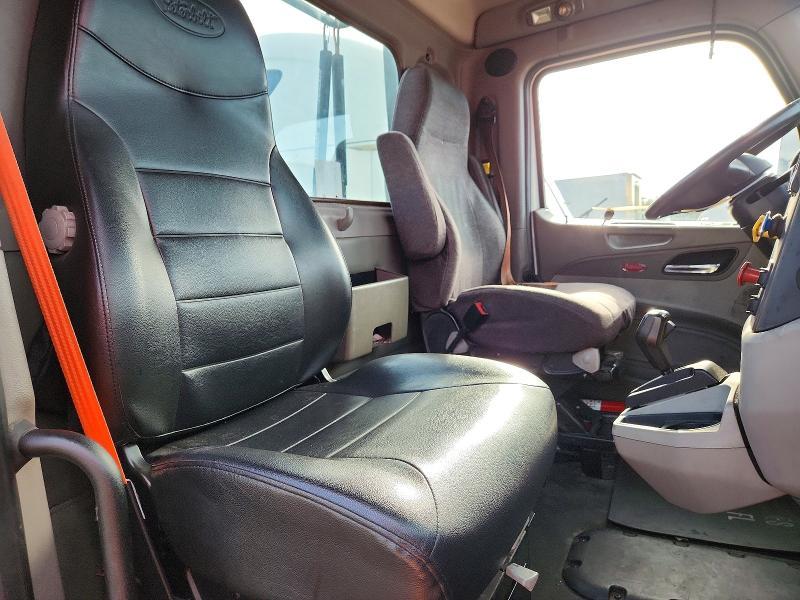2018 Peterbilt 579 Semi Truck