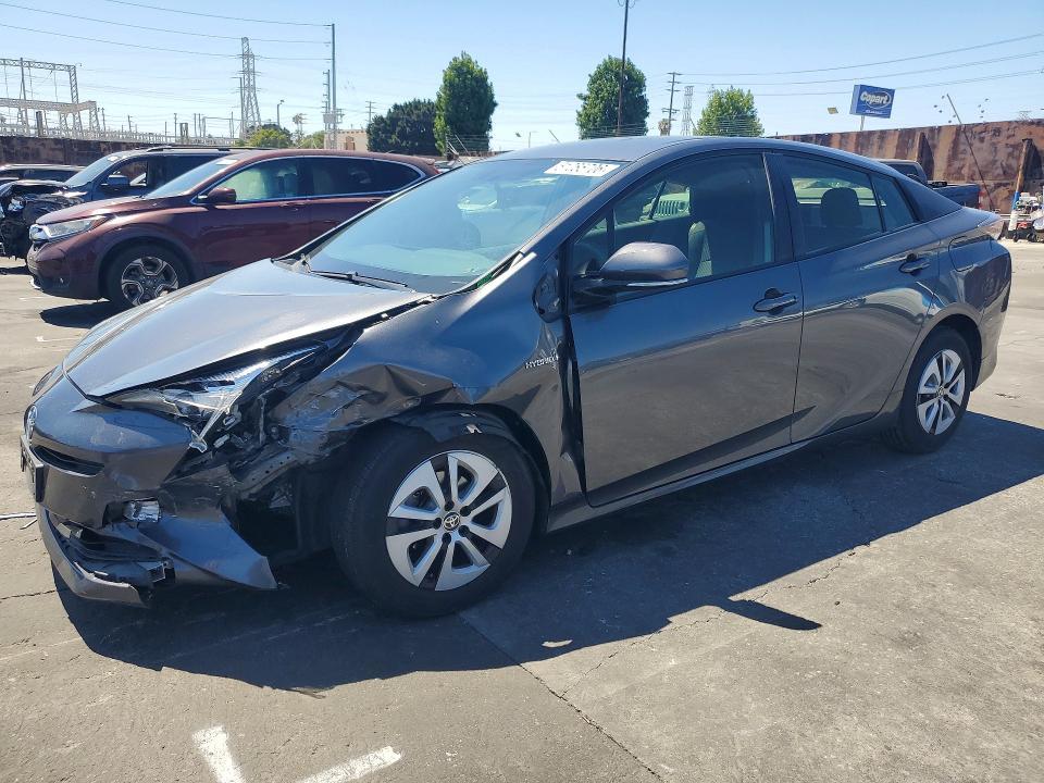 2016 Toyota Prius Three
