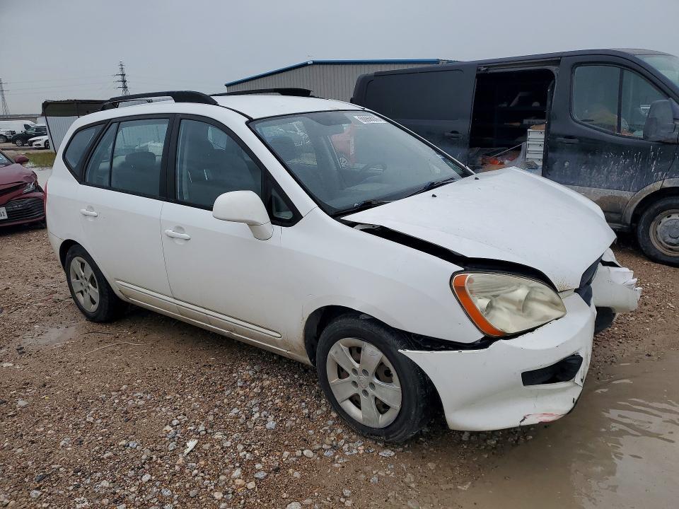 2009 KIA Rondo Base