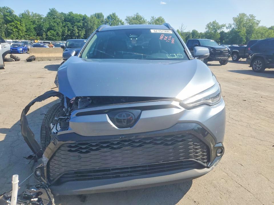 2023 Toyota Corolla Cross Hybrid xse