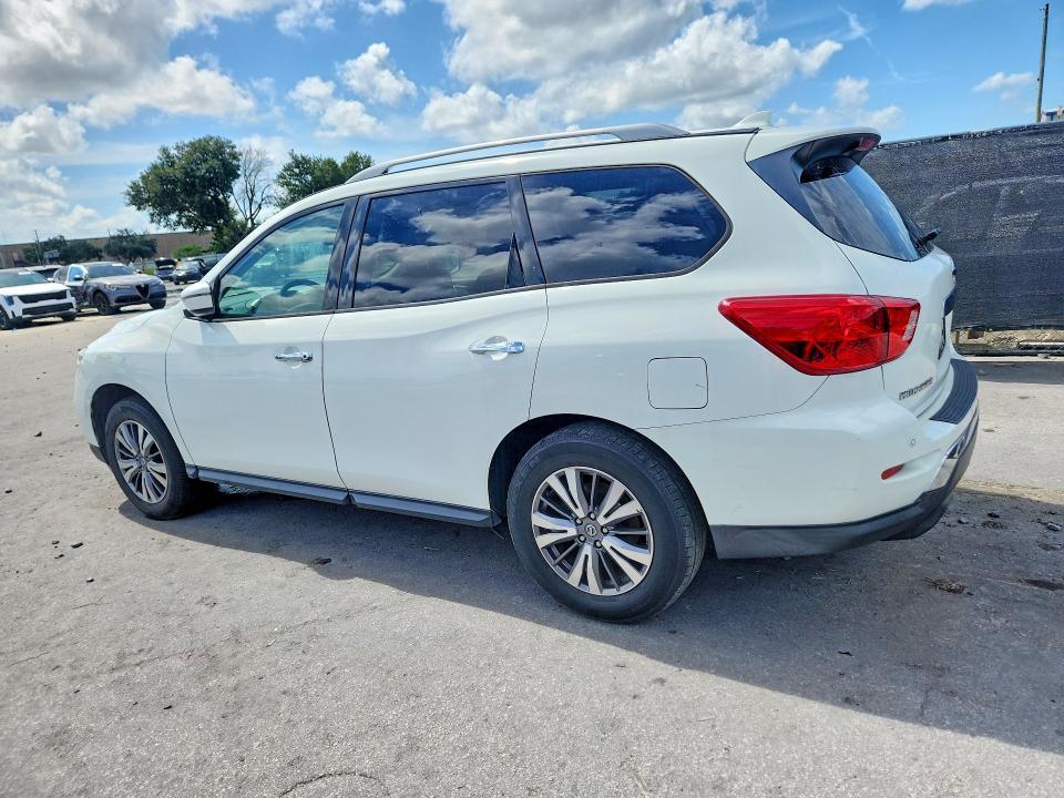 2020 Nissan Pathfinder s