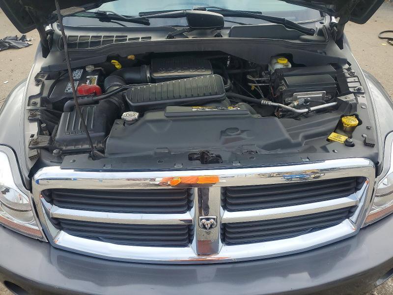 2004 Dodge Durango slt