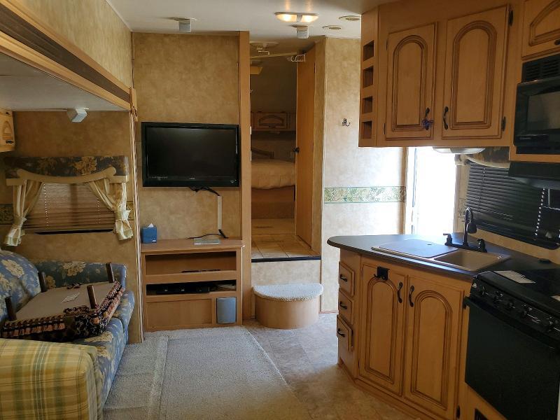 2007 Coachmen Chaparral Camper