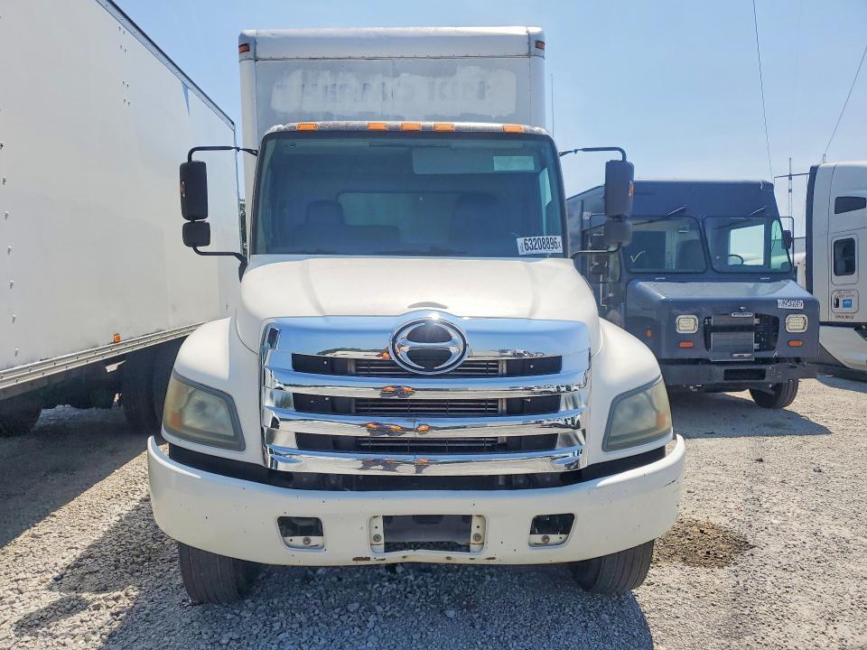 2013 Hino 258 268