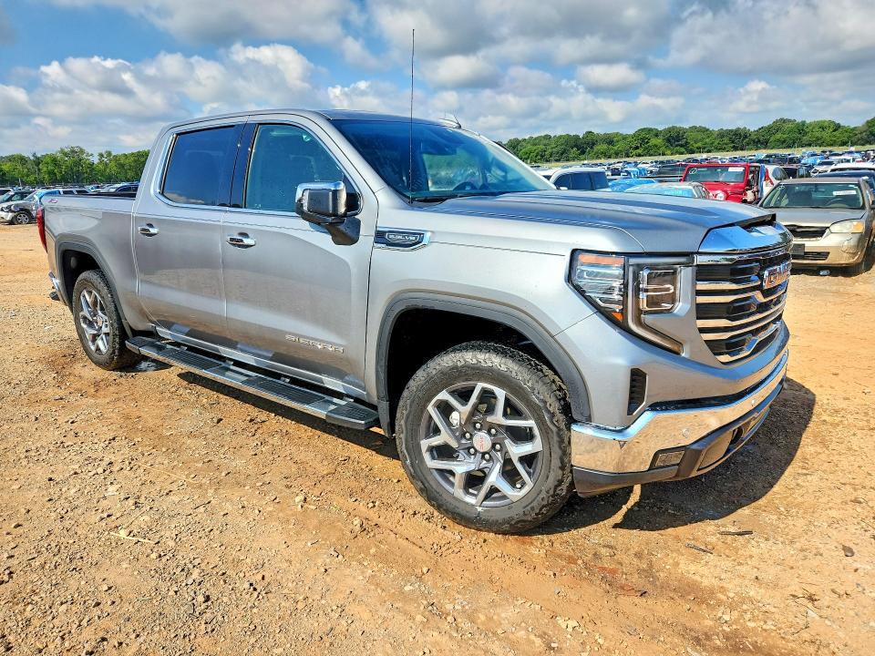 2024 GMC Sierra K1500 SLT