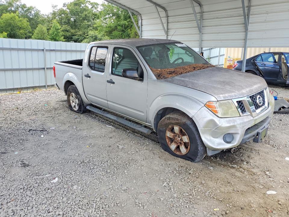 2015 Nissan Frontier SV