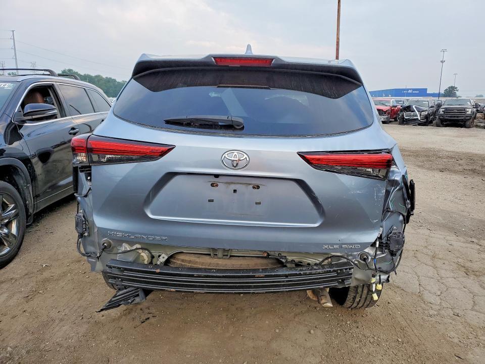 2021 Toyota Highlander xle
