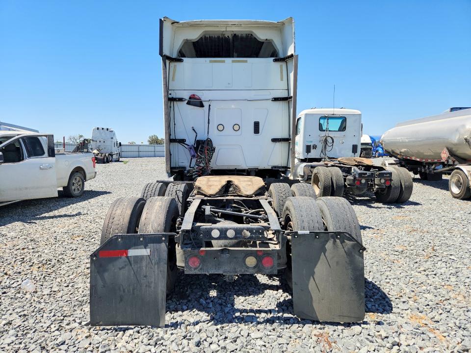 2014 International Prostar Semi Truck