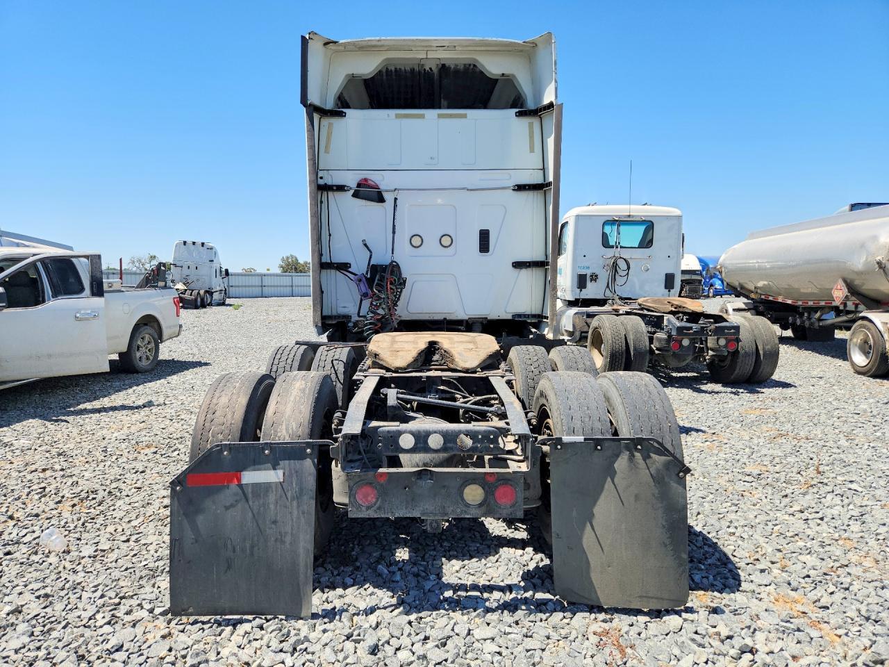 2014 International Prostar Semi Truck