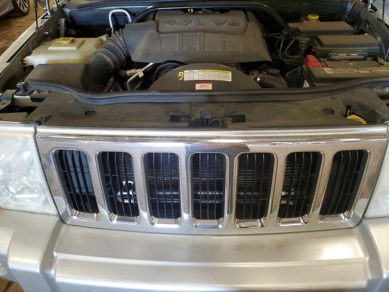 2008 Jeep Commander Sport