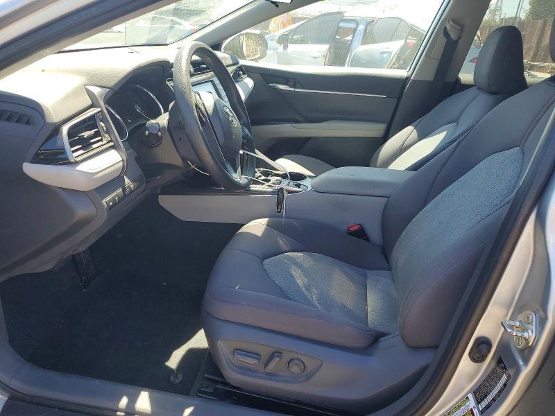 2020 Toyota Camry le
