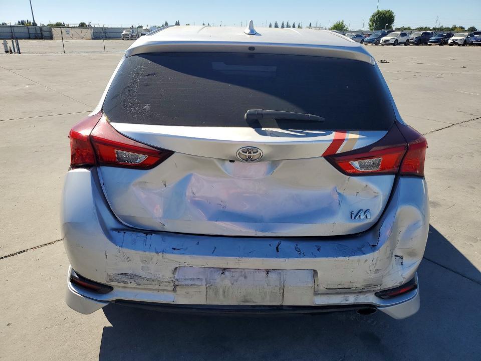 2017 Toyota Corolla im Base