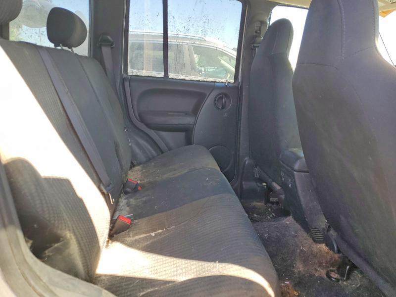 2004 Jeep Liberty Sport