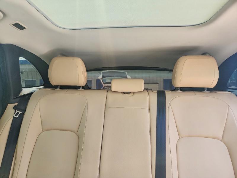 2018 Jaguar F-pace Premium