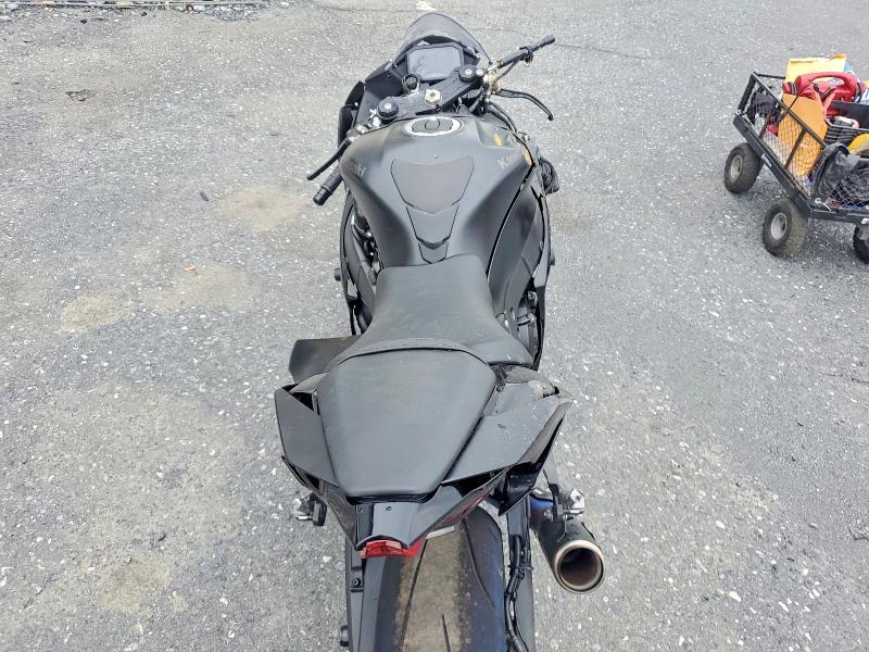 2025 Kawasaki ZX1002 L