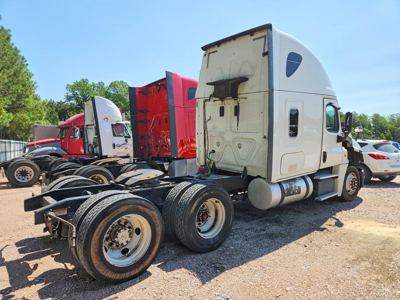 2014 Freightliner Cascadia 125