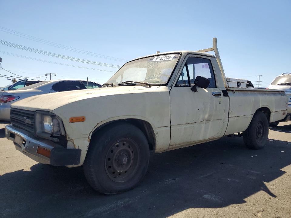 1982 Toyota Pickup / Cab Chassis 1/2 TON DLX