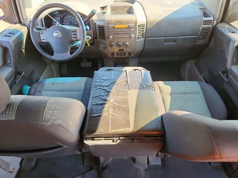 2004 Nissan Titan XE/SE/LE