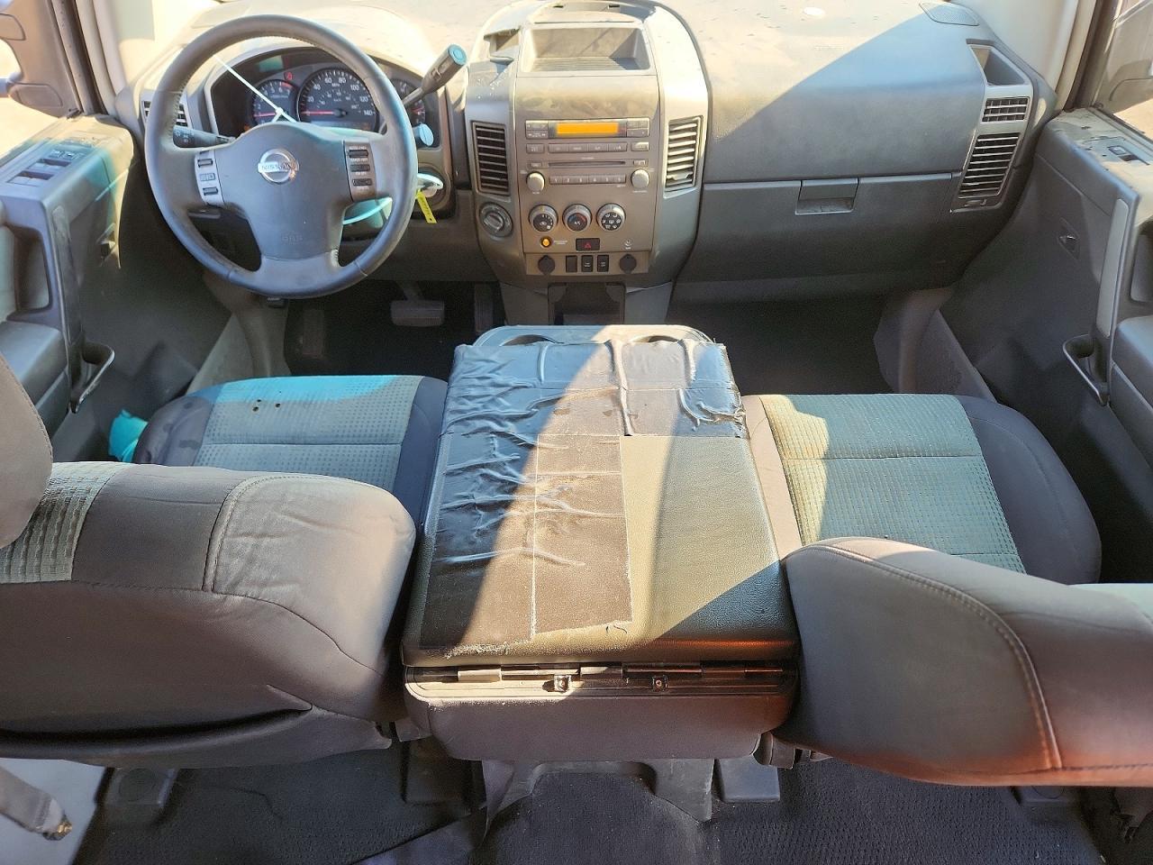 2004 Nissan Titan XE/SE/LE