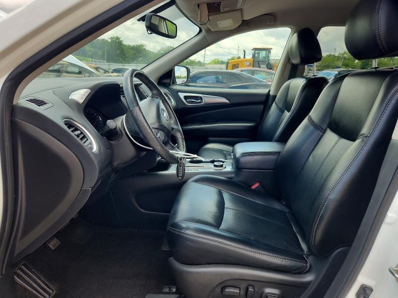 2020 Nissan Pathfinder sl