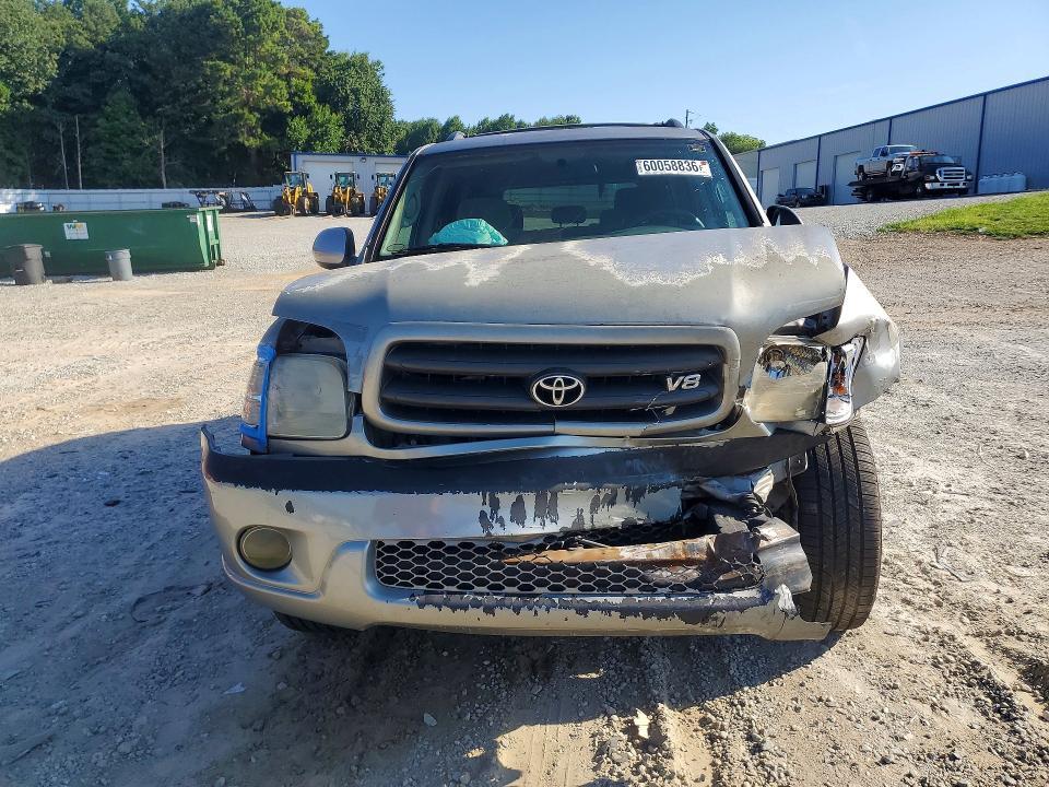 2003 Toyota Sequoia SR5