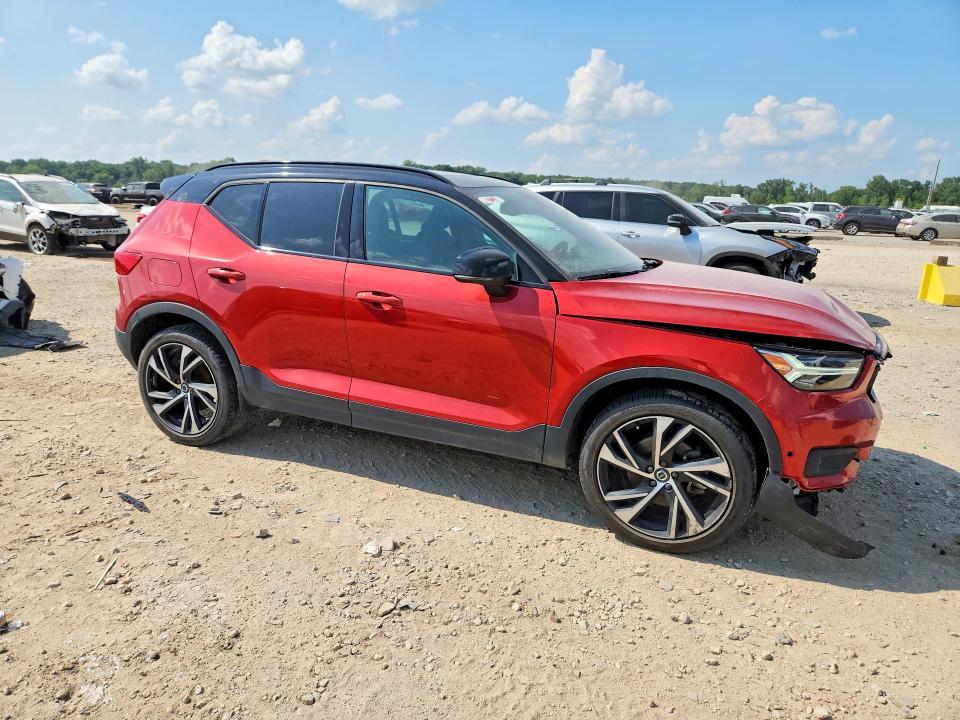 2020 Volvo Xc40 T5 R-design
