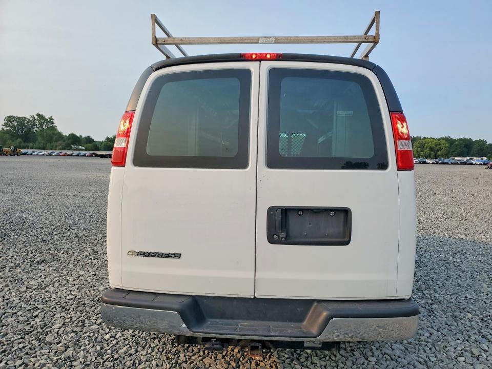 2019 Chevrolet Express G2500