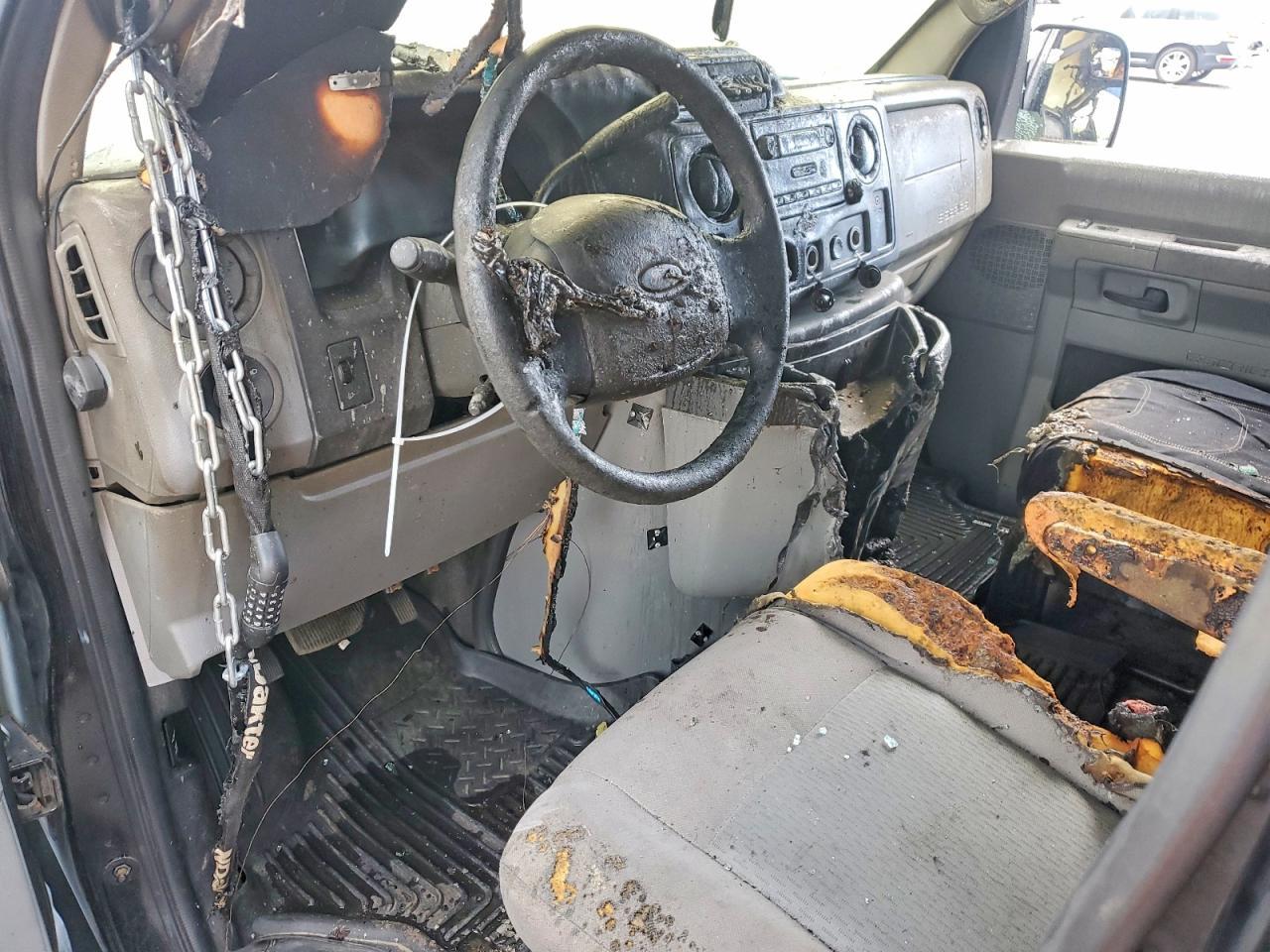 2014 Ford E350 Delivery Van