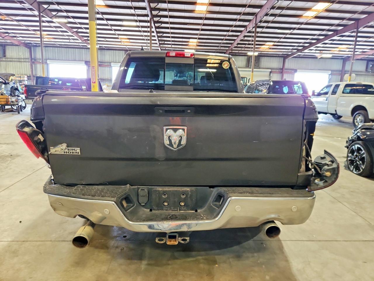 2015 Dodge RAM 1500 SLT
