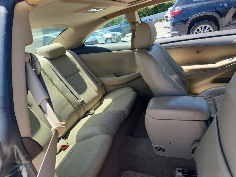 2004 Toyota Camry Solara se V6