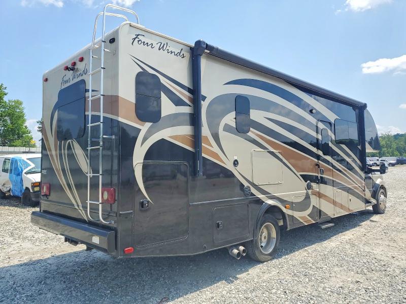 2015 Ford F550 Super