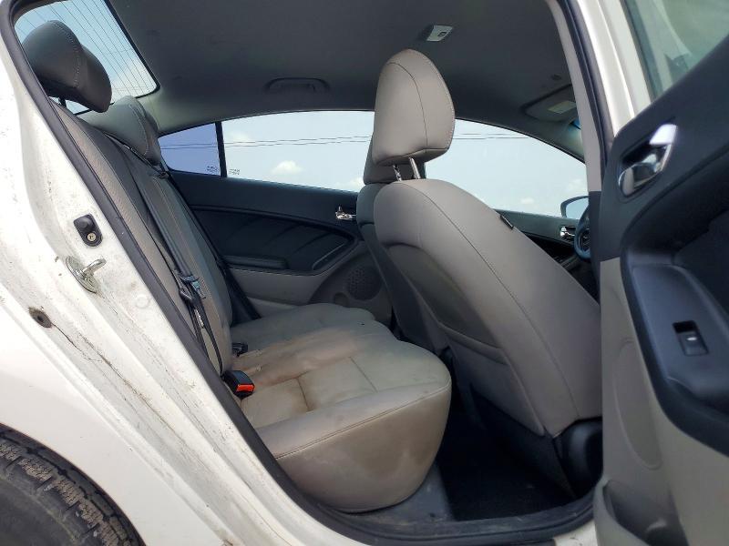 2015 KIA Forte lx