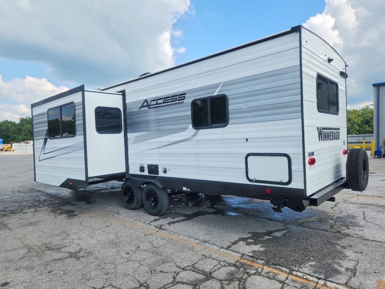 2024 WIN Nebago Access Camper