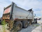 2017 Mack 700 GU700