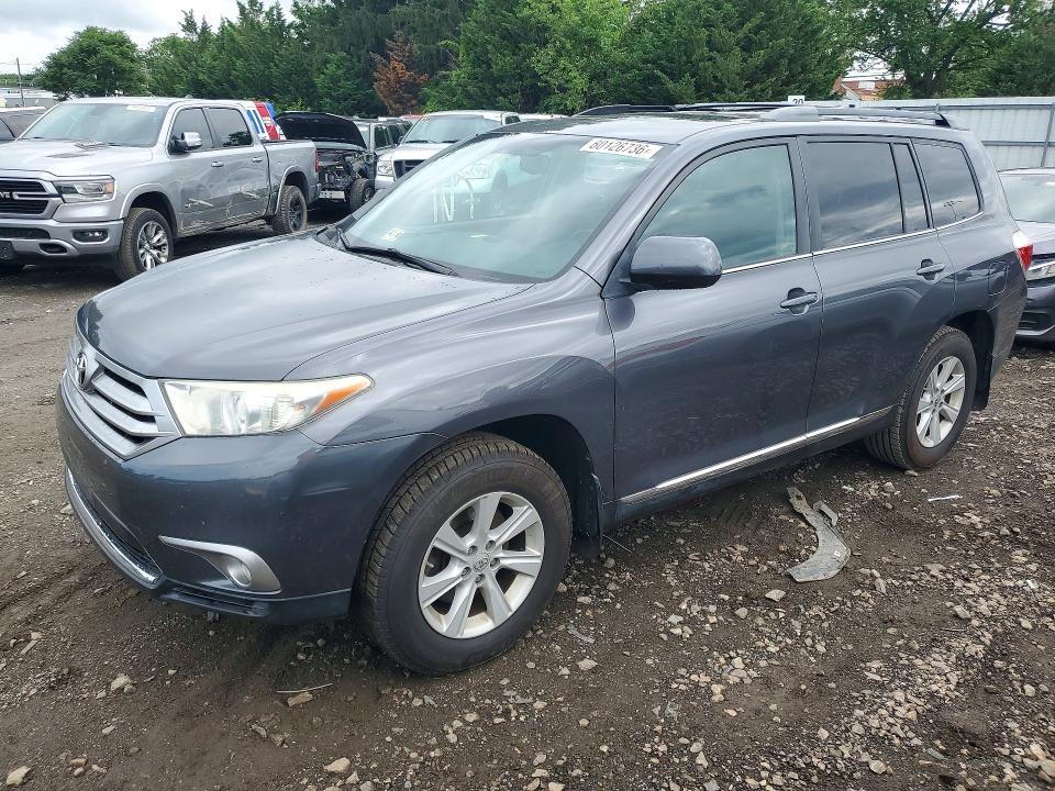 2013 Toyota Highlander se
