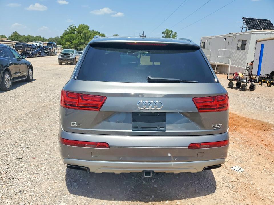 2018 Audi Q7 Premium