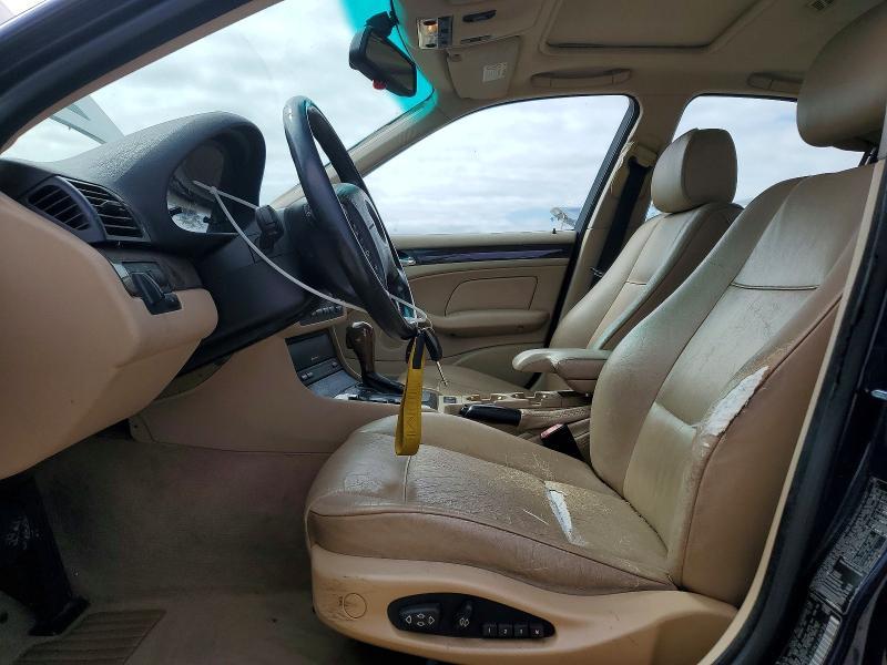 2002 BMW 325 i